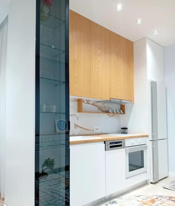 Tirana Road Blloku Area Apartment Exterior foto