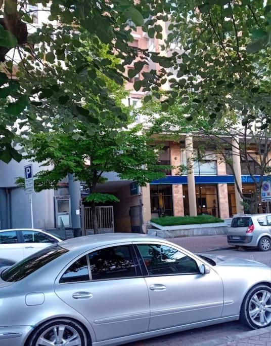 Tirana Road Blloku Area Apartment Exterior foto